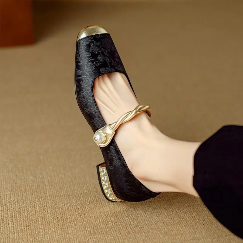 Women Shoes Japanese Brand - Sepatu Mary Jane Ujung Persegi Pump