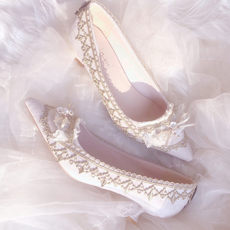 Lolita Gaya Pengadilan Hak Tin - Court Heel Pointed ulasan dan harga