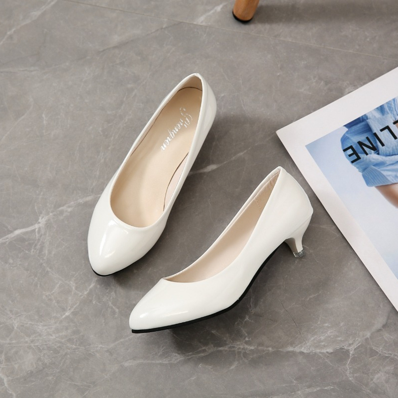 Sepatu wanita hak sedang ukura - Women'S Shoes Professional ulasan dan harga