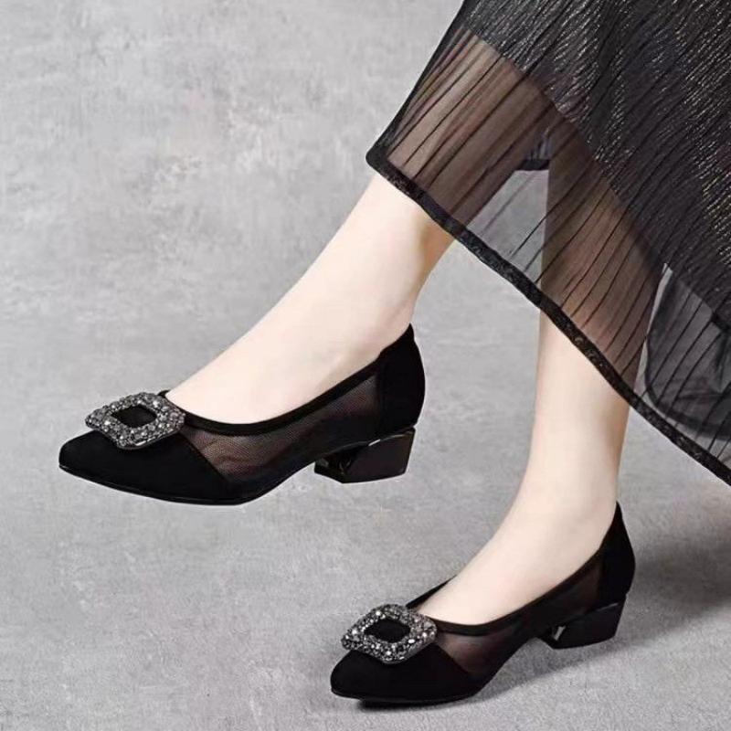 Sepatu Pumps Hak Blok Berujung - Women Shoes Size ulasan dan harga